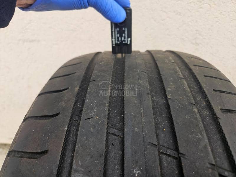 Nokian 245/45 R18 Letnja