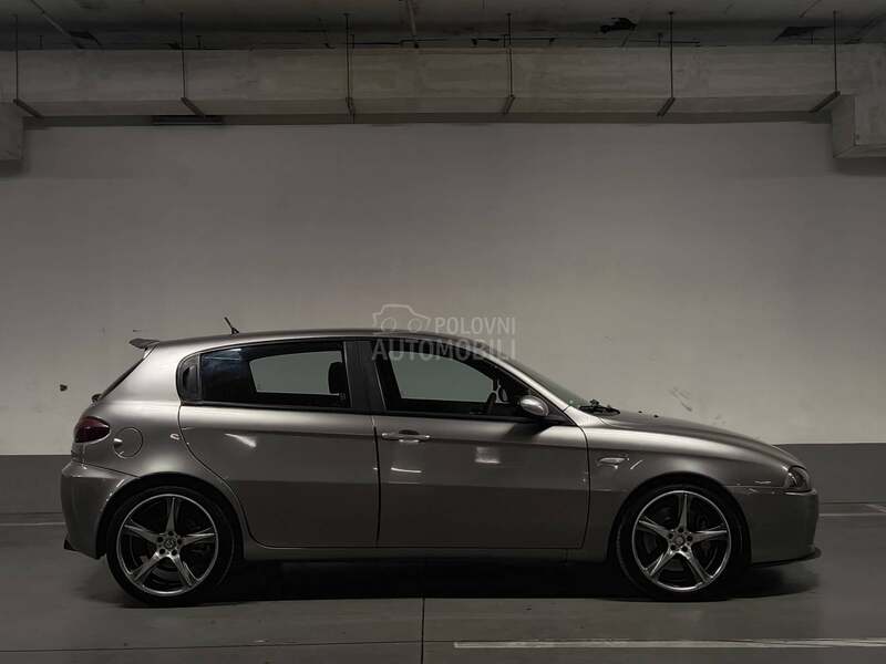 Alfa Romeo 147 Q2
