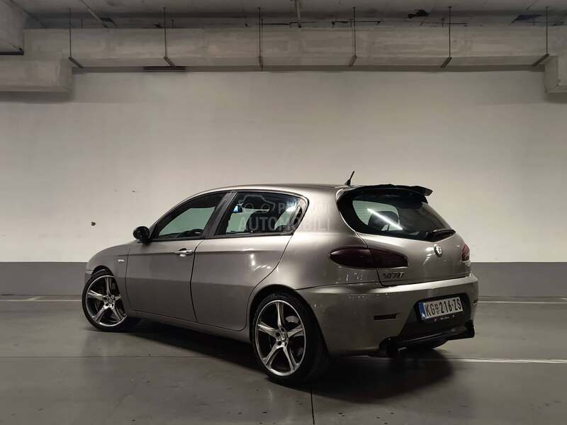 Alfa Romeo 147 Q2