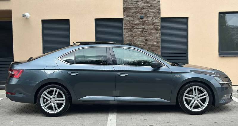 Škoda Superb /Laurin Klement/Pano