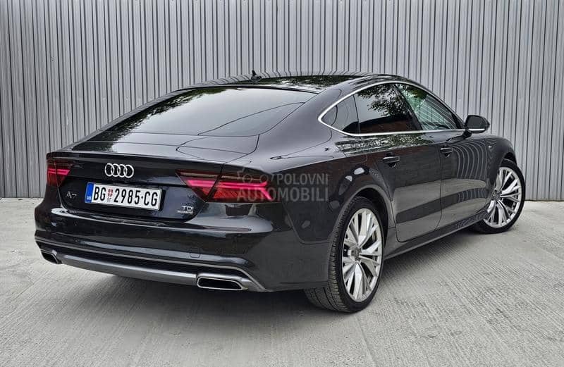 Audi A7 320k s S-line MATRIX