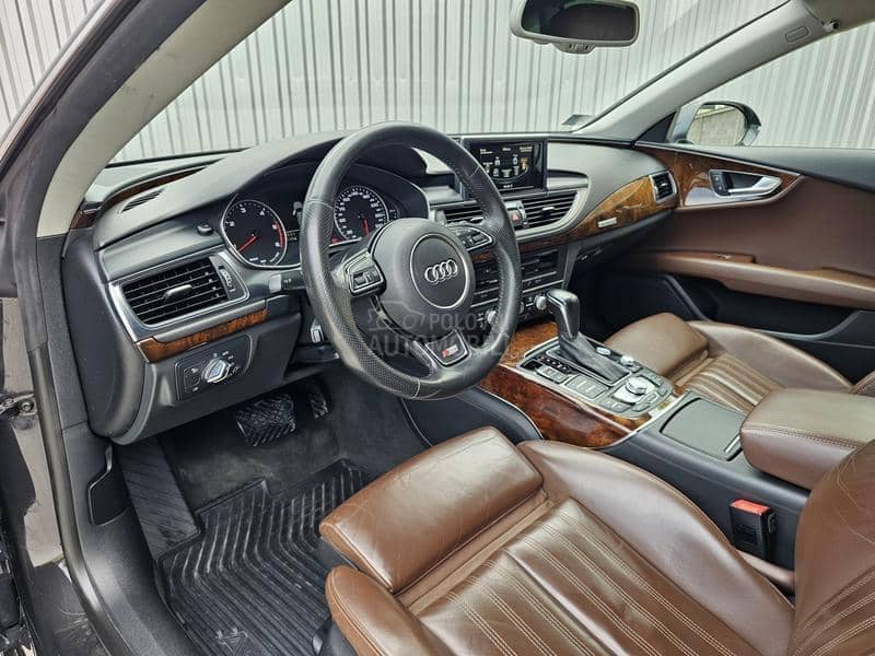 Audi A7 320k s S-line MATRIX