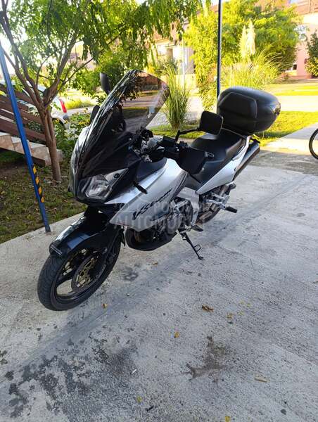 Suzuki Vstrom 1000
