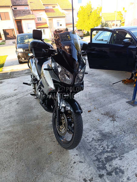 Suzuki Vstrom 1000