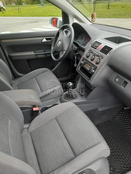 Volkswagen Touran 