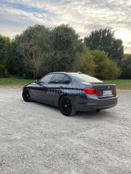BMW 318 