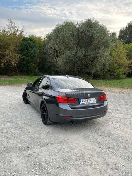 BMW 318 