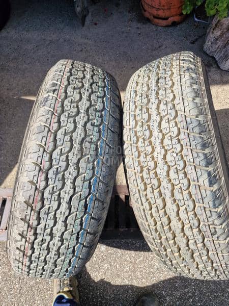 Bridgestone 255/70 R15 Sve sezone