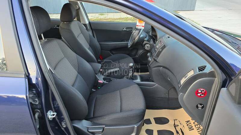 Hyundai i30 1.6 i