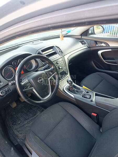 Opel Insignia 1.8 TNG