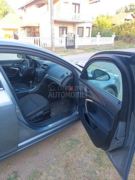 Opel Insignia 1.8 TNG