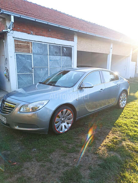 Opel Insignia 1.8 TNG