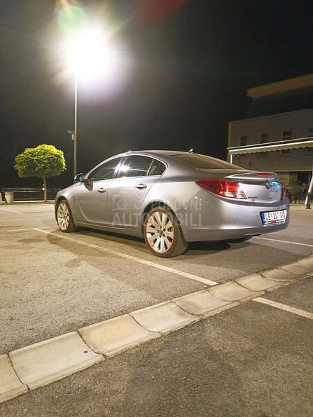 Opel Insignia 1.8 TNG
