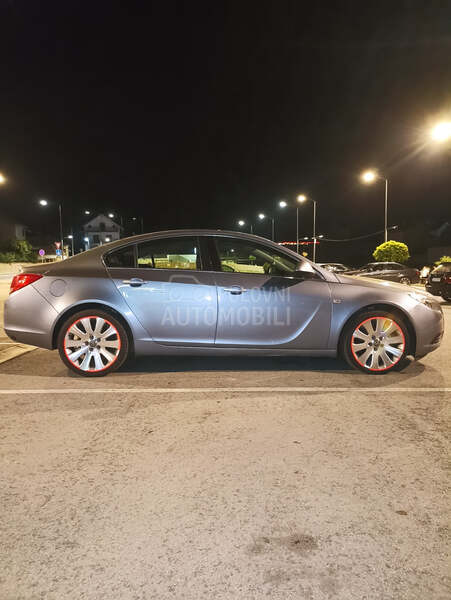 Opel Insignia 1.8 TNG