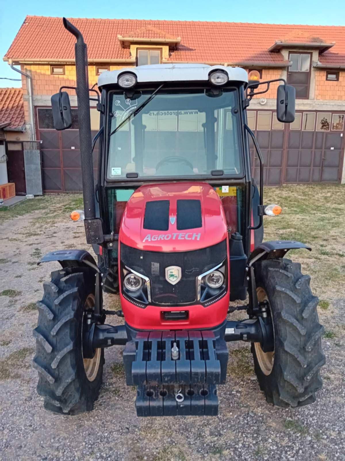 Armatrac 584e