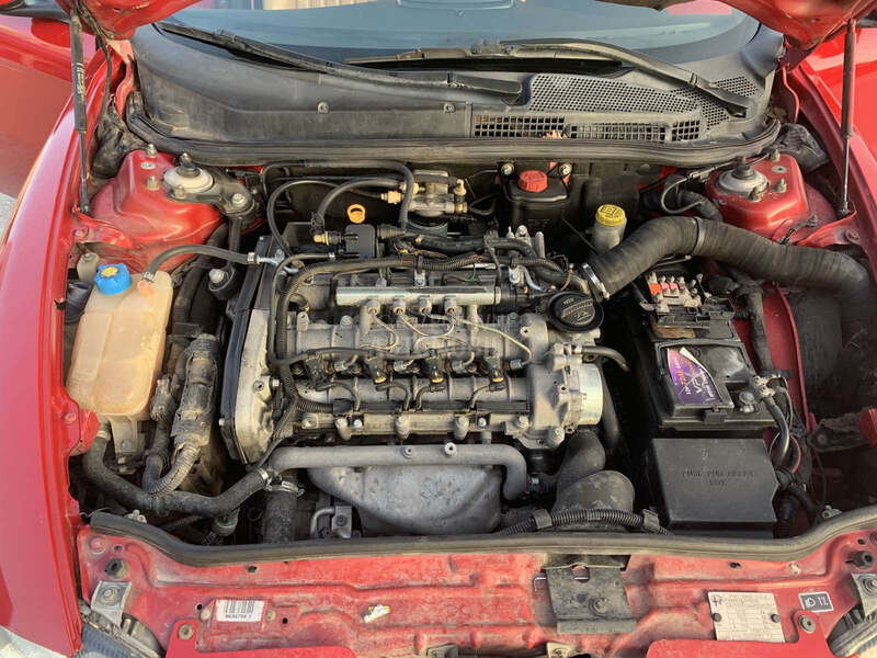 Alfa Romeo 147 jtdM