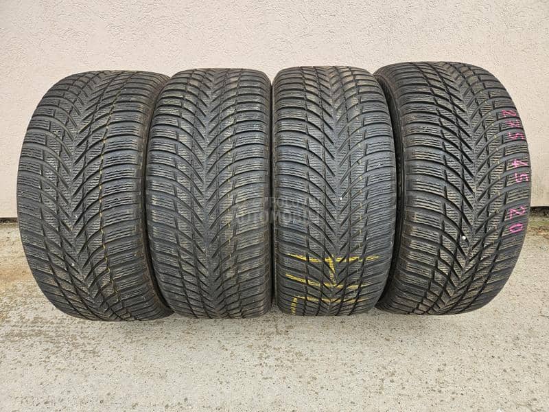 Nokian 275/45 R20 Zimska