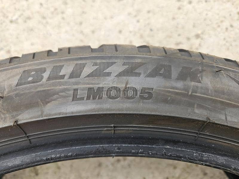 Bridgestone 245/40 R21 Zimska