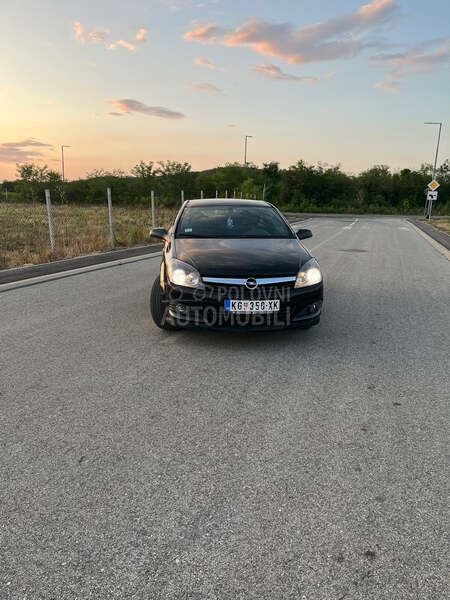 Opel Astra H GTC