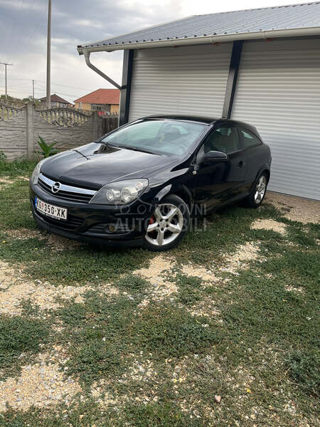 Opel Astra H GTC