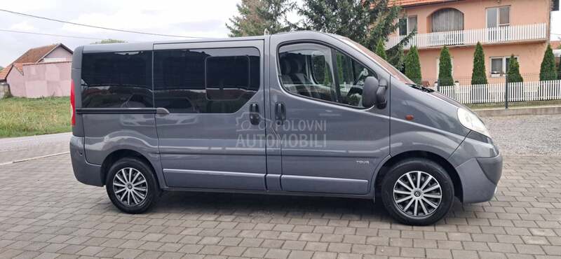 Opel Vivaro 2.0 TOUR