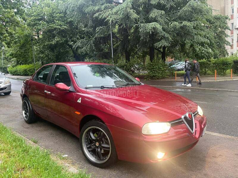 Alfa Romeo 156 