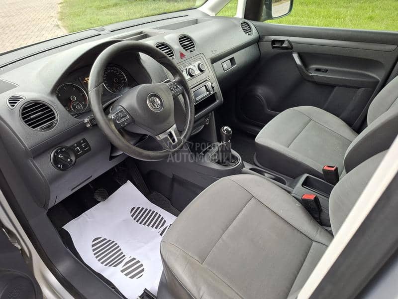 Volkswagen Caddy Maxi 2.0Tdi Bluemotion/CH/