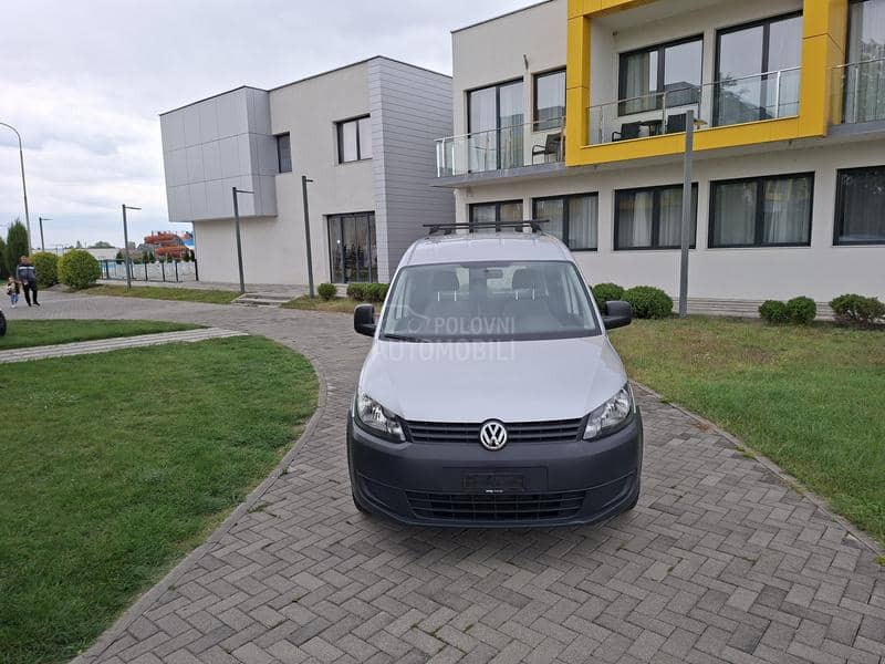 Volkswagen Caddy Maxi 2.0Tdi Bluemotion/CH/