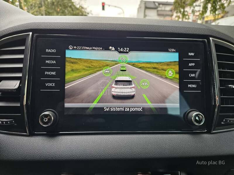 Škoda Karoq 2.0tdi LED/KAM/DSG