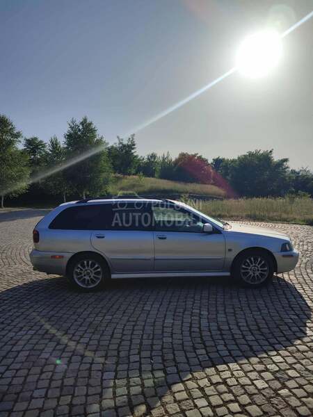 Volvo V40 1.9