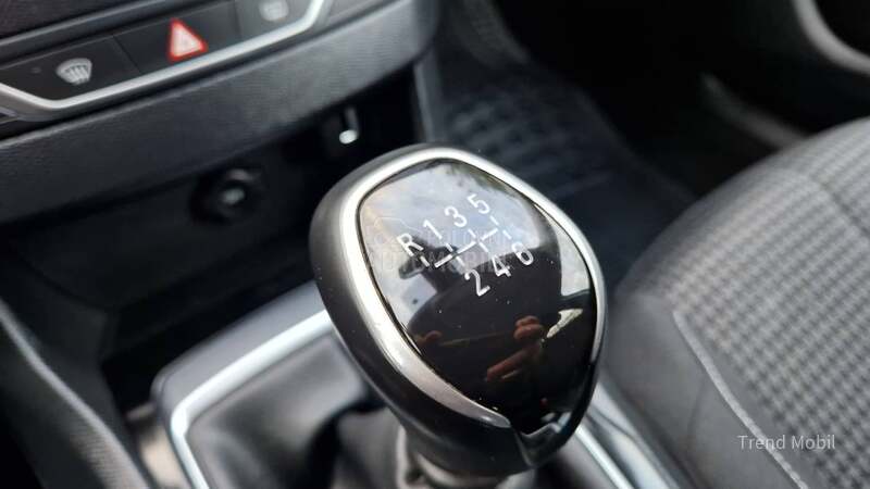 Peugeot 308 1.5 hdi Virtual