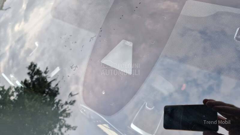 Peugeot 308 1.5 hdi Virtual