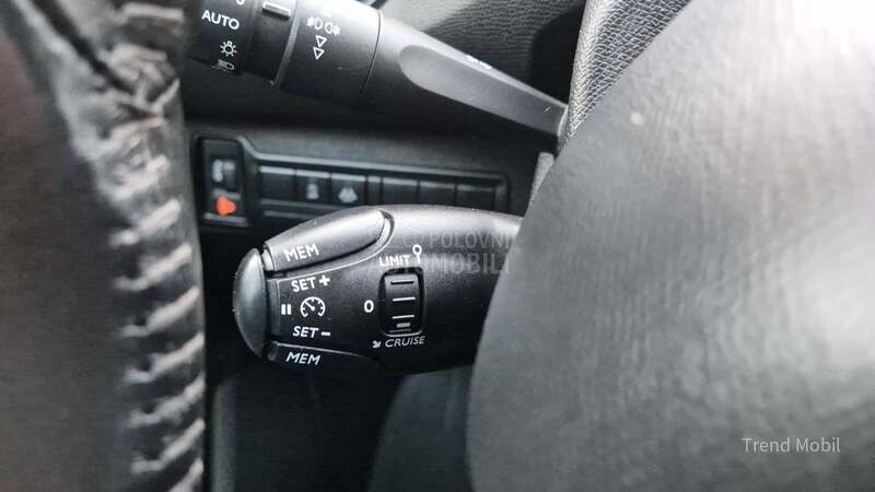 Peugeot 308 1.5 hdi Virtual