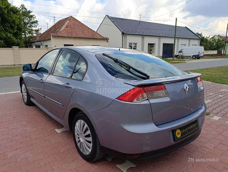 Renault Laguna 