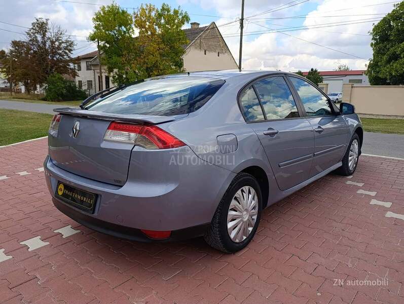 Renault Laguna 