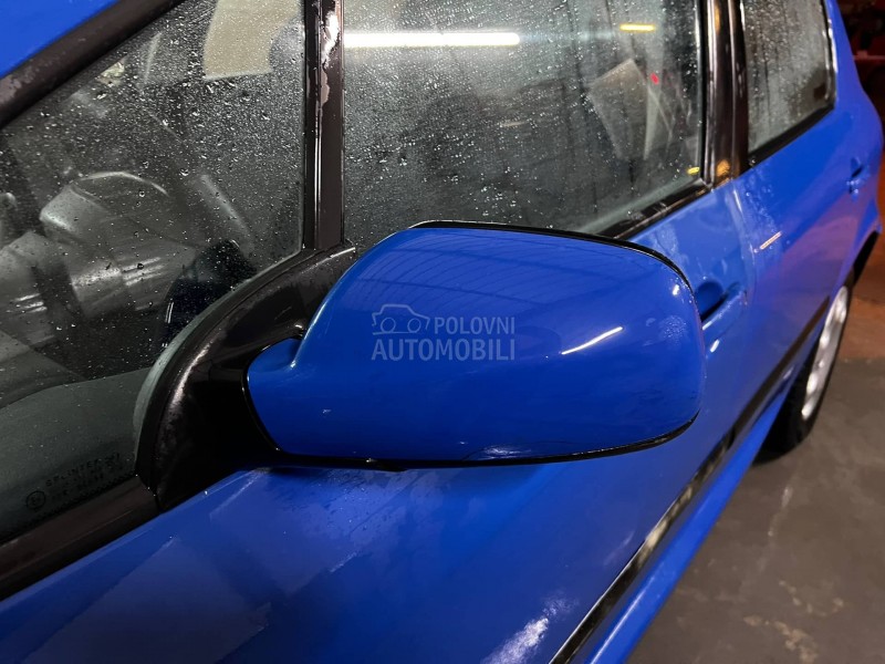 Peugeot 307 2004. god. -  kompletan auto u delovima