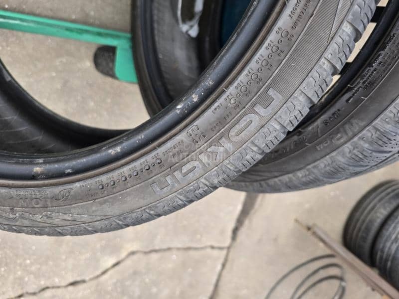Nokian 225/40 R18 Zimska