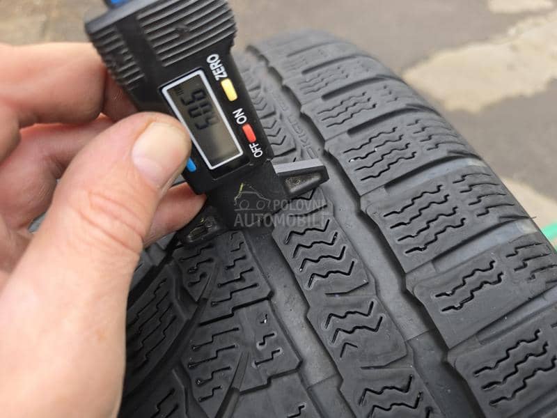 Nokian 225/40 R18 Zimska