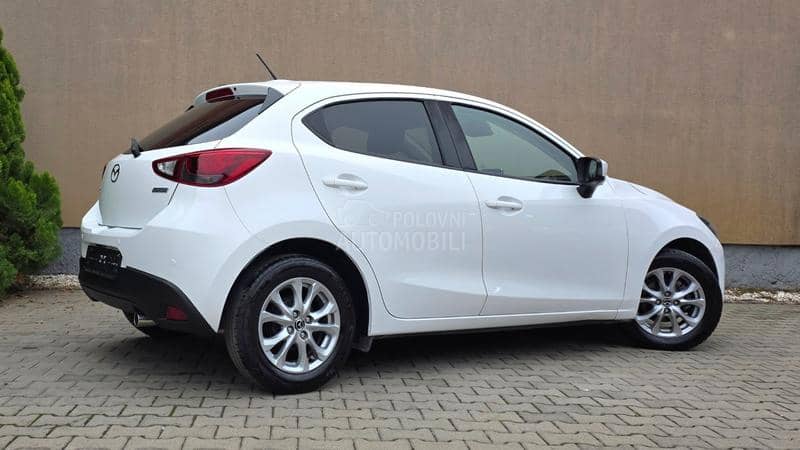 Mazda 2 