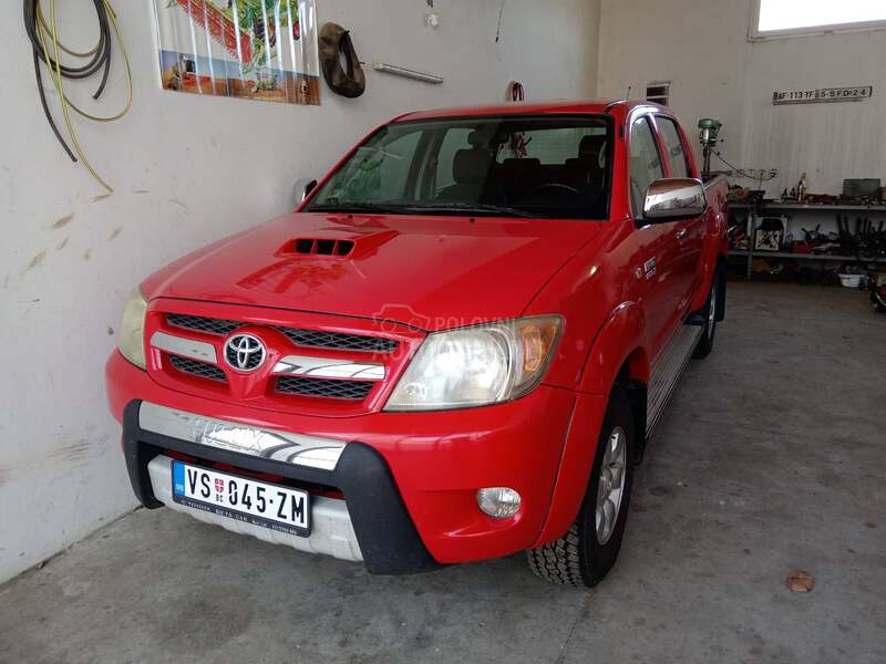 Toyota Hilux 