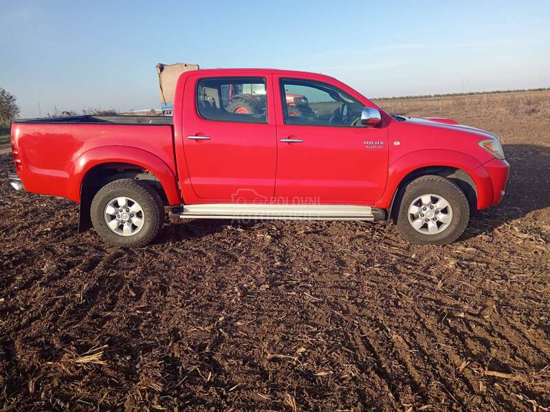 Toyota Hilux 