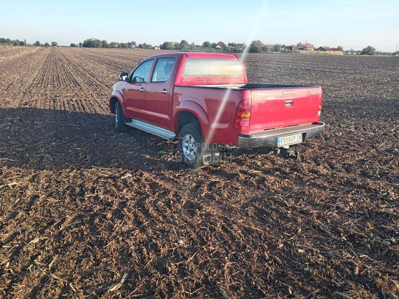 Toyota Hilux 