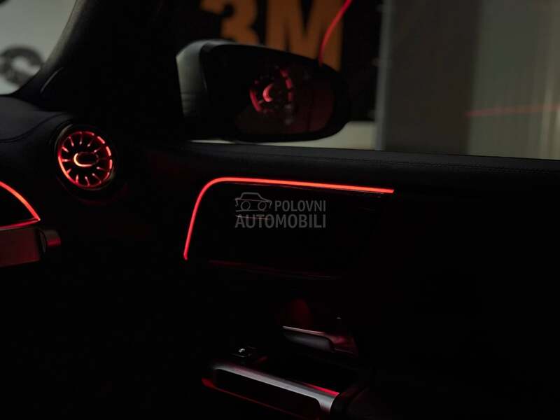 Mercedes Benz GLB 220 2.0D/AMG/4-MATIC/7S