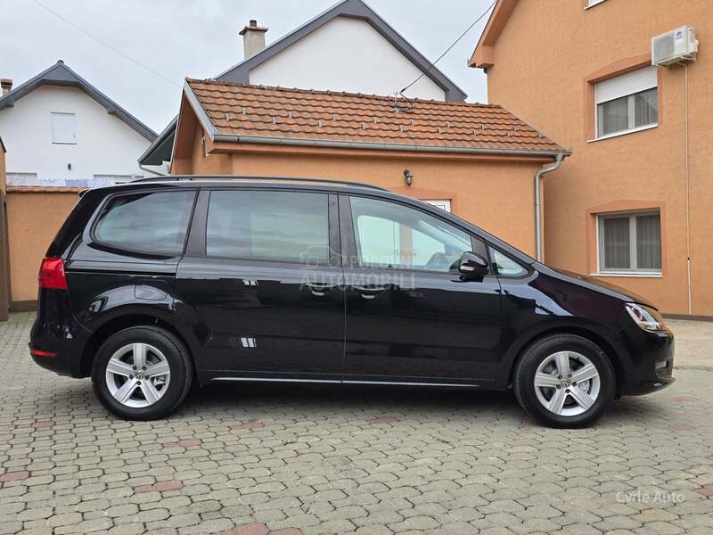 Volkswagen Sharan 2.0TDI BAŠ N0V N0V