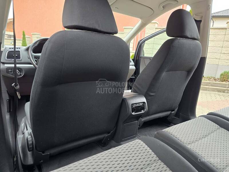 Volkswagen Sharan 2.0TDI BAŠ N0V N0V