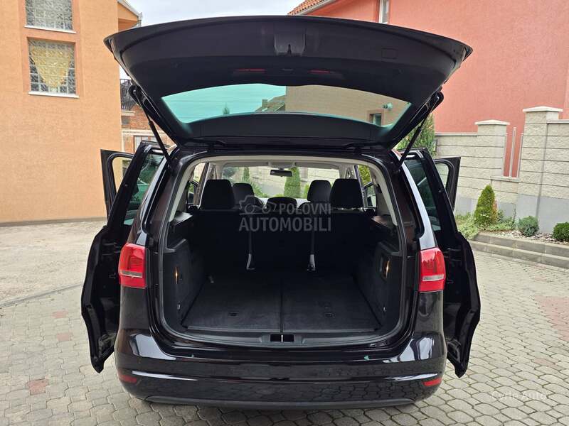 Volkswagen Sharan 2.0TDI BAŠ N0V N0V