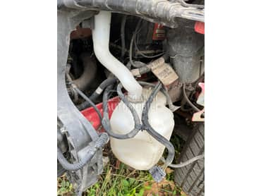 Posuda za vodu brisaca za Alfa Romeo MiTo