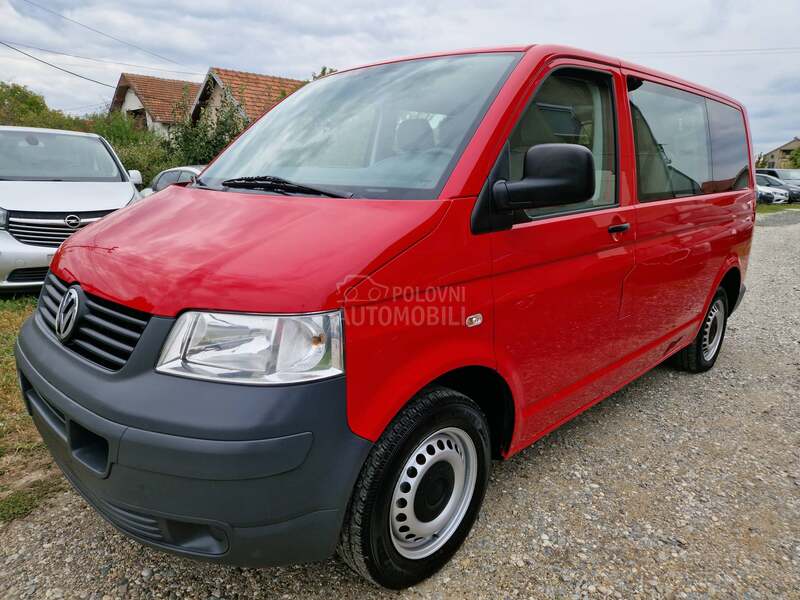 Volkswagen Transporter T5 1.9tdi,6 sedišta Kombinov