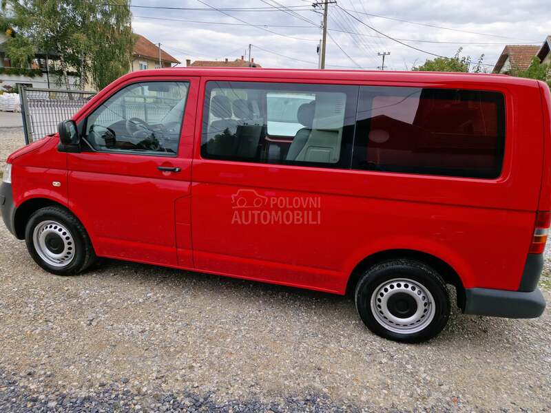 Volkswagen Transporter T5 1.9tdi,6 sedišta Kombinov