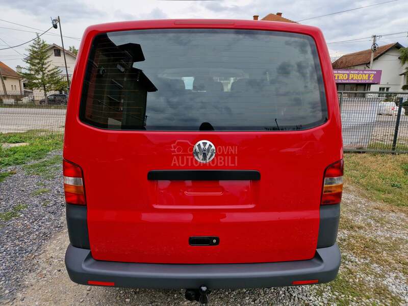 Volkswagen Transporter T5 1.9tdi,6 sedišta Kombinov
